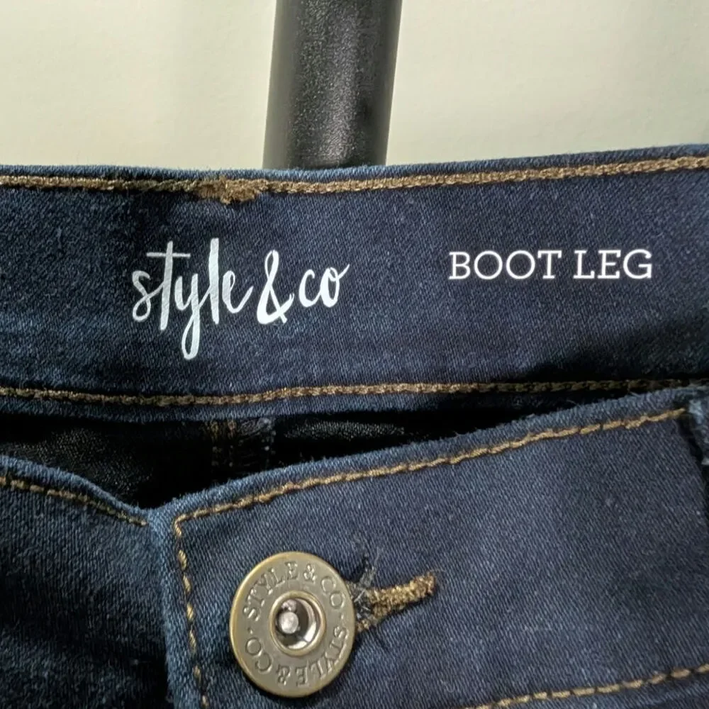 NWT Style & Co Boot Leg Mid Rise Tummy Control Dark Wash Jeans Size 10 long - Picture 7 of 8